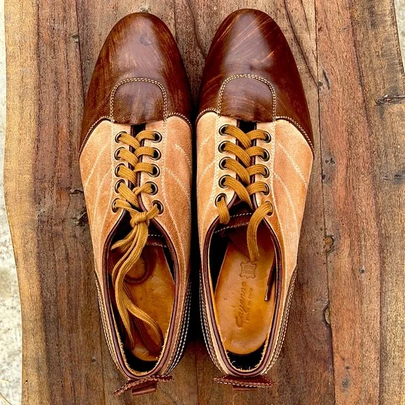 Cayenne handmade in Italy size 44 worn only once